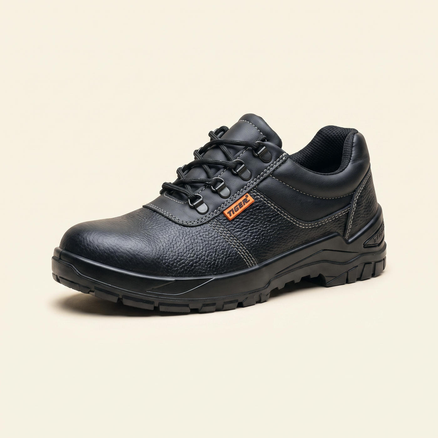 IBEX 325 — Men's safety derby, Black
