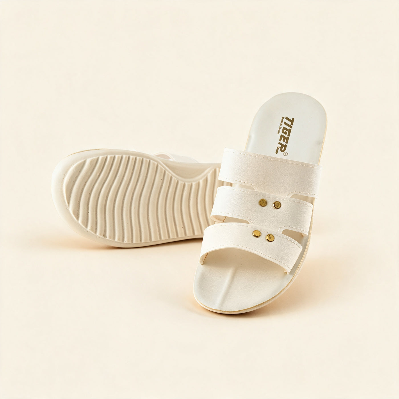 2006 — Men's studded slide, White