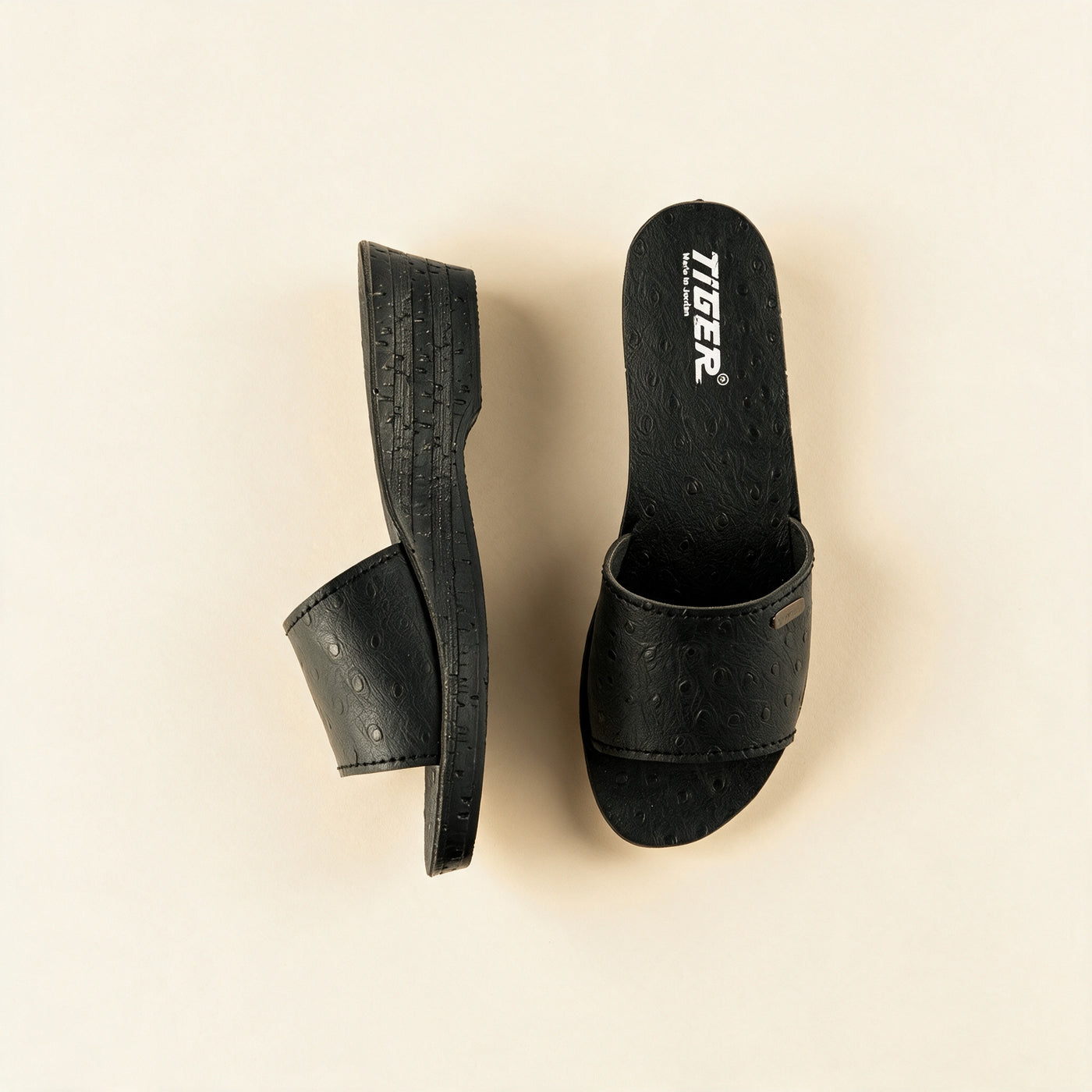 3000 — Ladies' wedge slide, Black – view 2