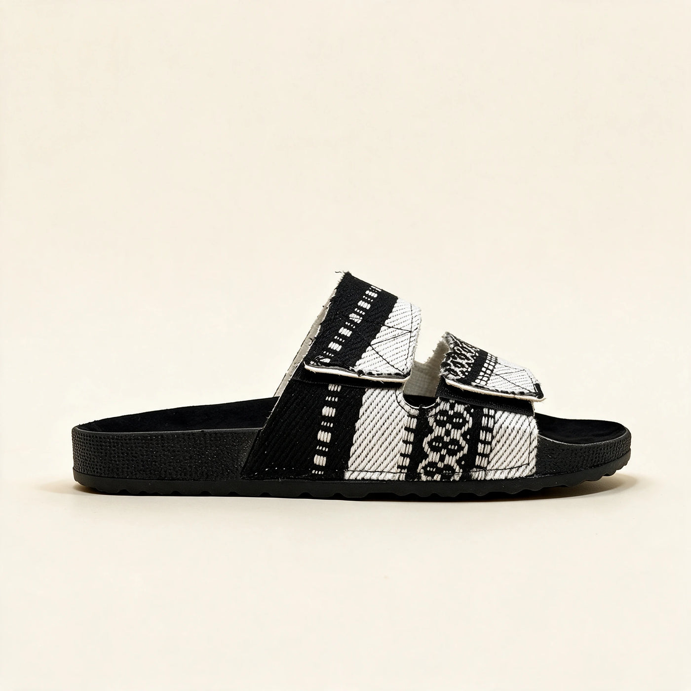2055X Sadu — Twin Magic Footbed Style, White