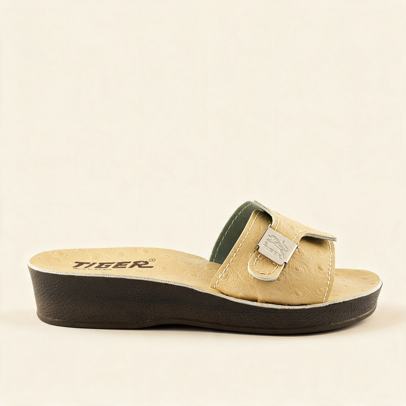 3142 — Ladies' wedge buckle slide, Beige &ndash; view 3