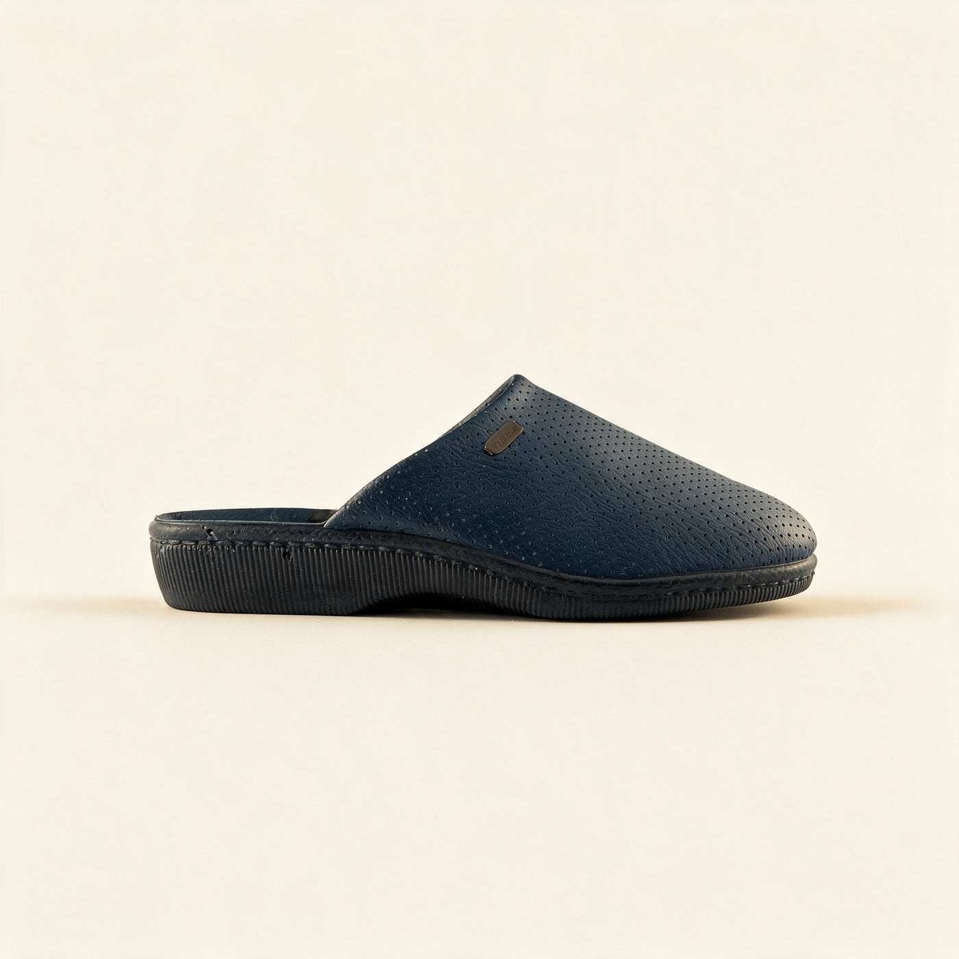 4212 — Men's closed-toe mule, Navy