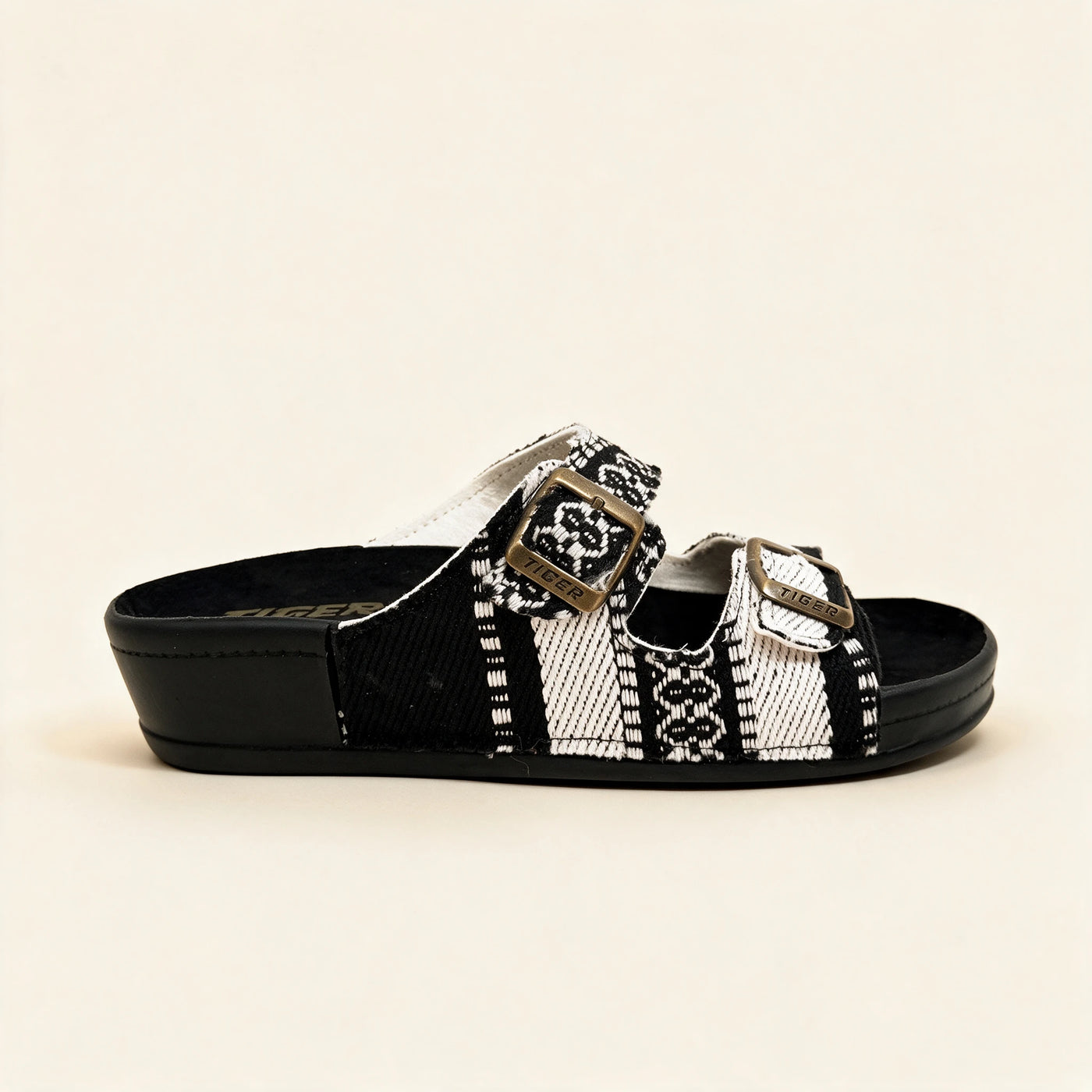 5078 Sadu — Twin-buckle footbed slide, White