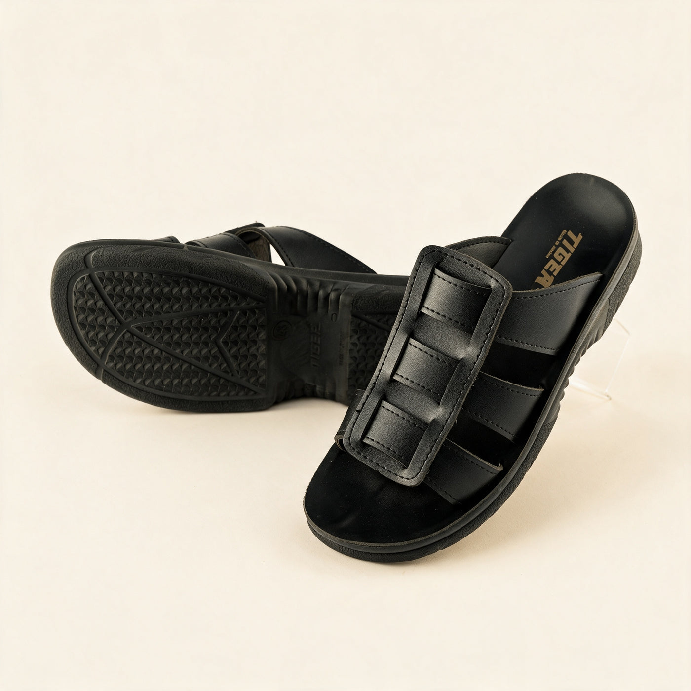 5516 — Men's Loop slide, Black