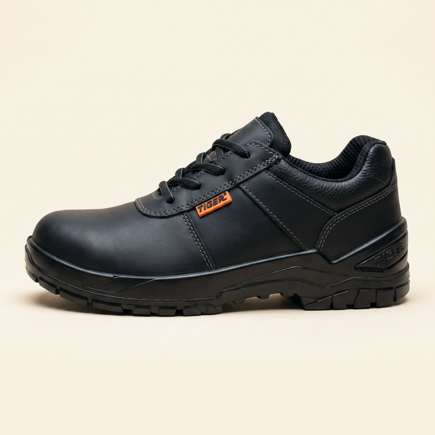 HYENA — Men's low safety shoe, Black